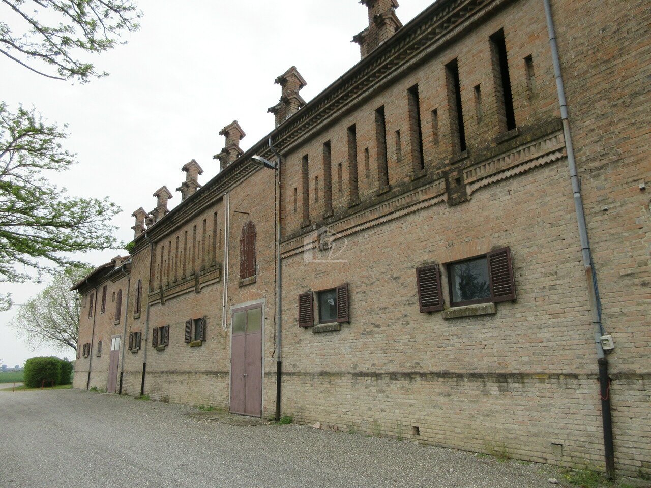 Azienda agricola in vendita a Piacenza pianura a ridosso delle colline
